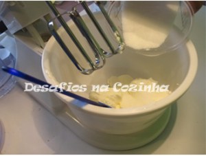 Bater queijo com açucar copy