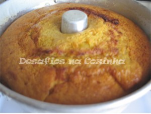 bolo saido do forno copy