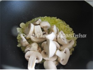 cogumelos no refogado copy