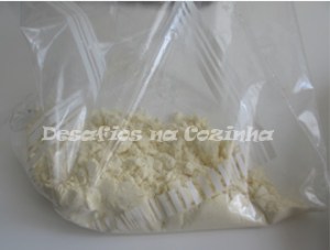 Farinha no saco copy