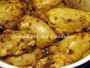 frango a cozinhar copy