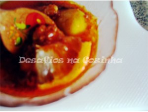 pedaços de limão no molho copy