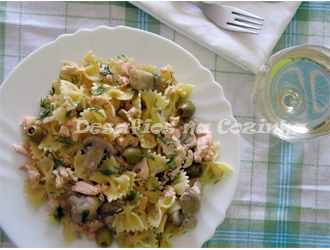 Servido no prato individual copy