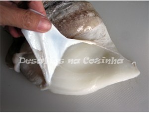 Tirar a pele ao choco copy