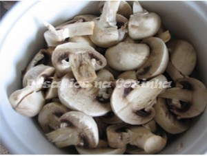 Cogumelos lavados copy