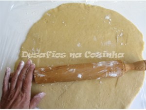 Estender a massa em círculo copy