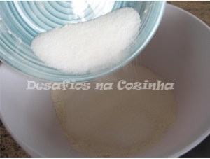 Juntar açúcar com farinha copy