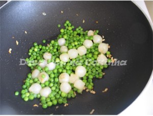 Juntar ervilhas copy