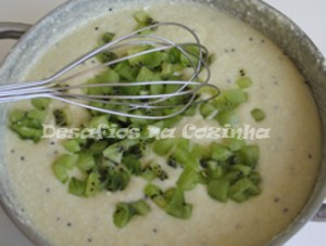 juntar pedaços de kiwi copy