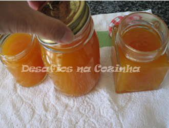 Compota nos frascos copy