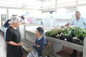 Gente no mercado4 copy