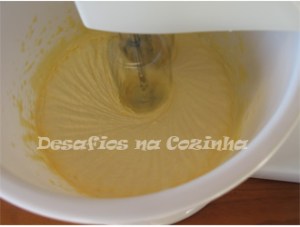 Bater as gemas com o acucar copy