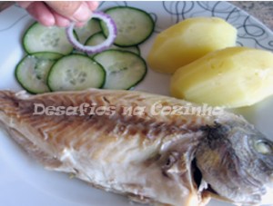 Por peixe no prato copy