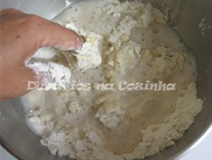 Deitar fermento na farinha copy