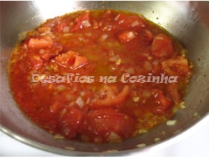 Refogado com tomate copy