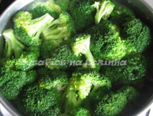 Bróculos a cozer copy