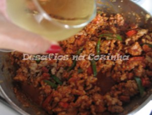 Juntar vinho branco copy