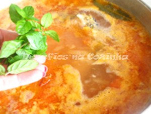 Juntar hortelã copy