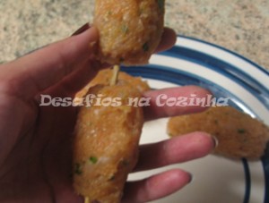 Enformar croquetes na espetada2 copy