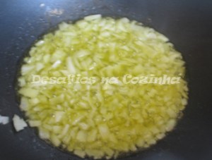 Refogar a cebola2 copy