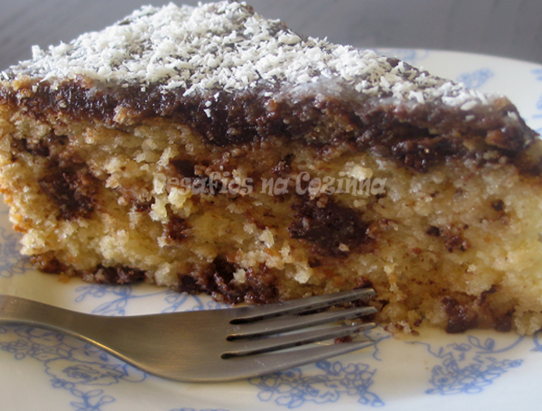 Fatia de bolo Coco e chocolate2AA copy